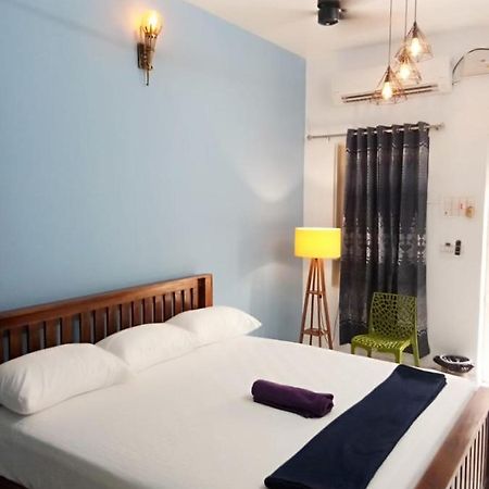 Omkara - The Fives Guest House Tiruvannāmalai Екстериор снимка