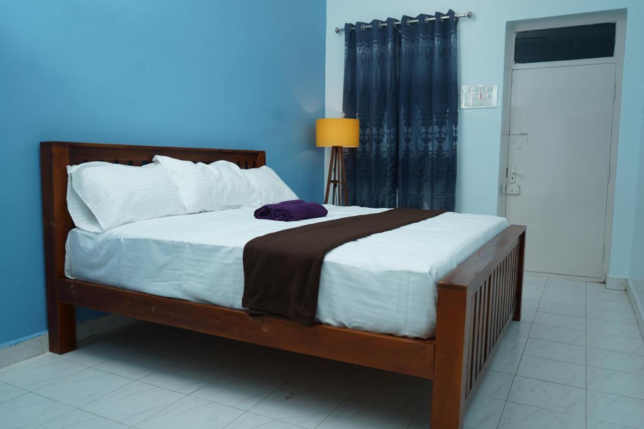 Omkara - The Fives Guest House Tiruvannāmalai Екстериор снимка
