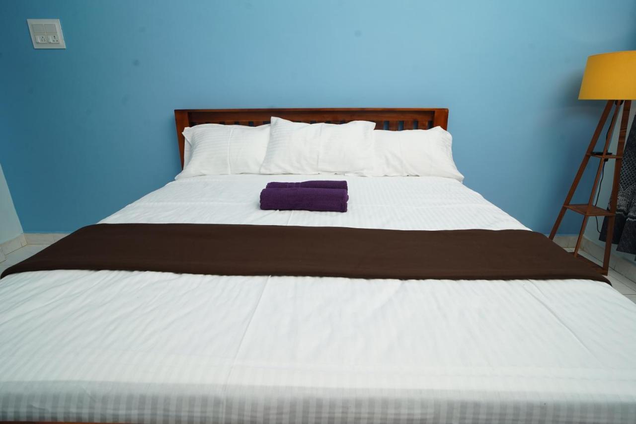 Omkara - The Fives Guest House Tiruvannāmalai Екстериор снимка
