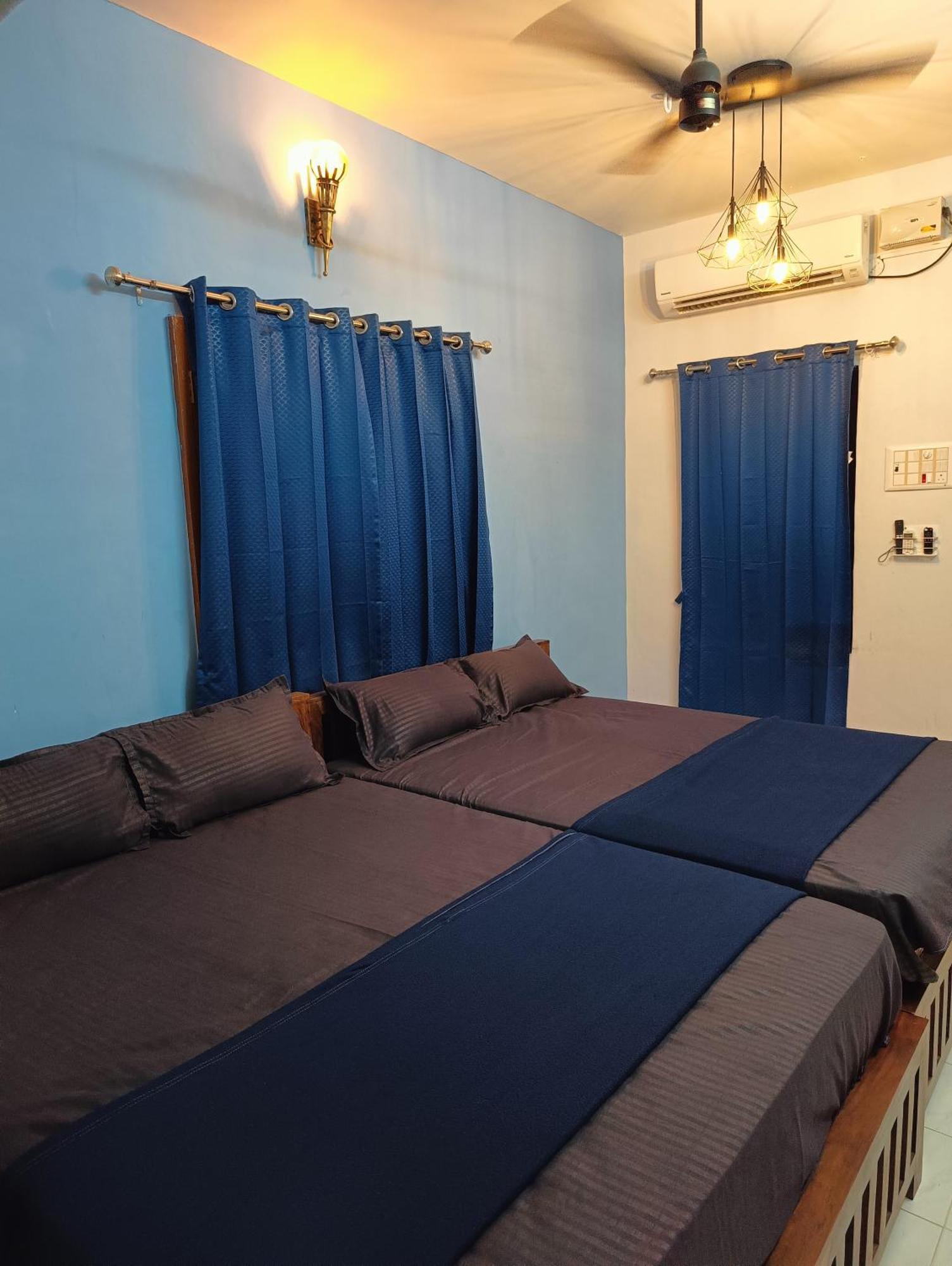 Omkara - The Fives Guest House Tiruvannāmalai Екстериор снимка
