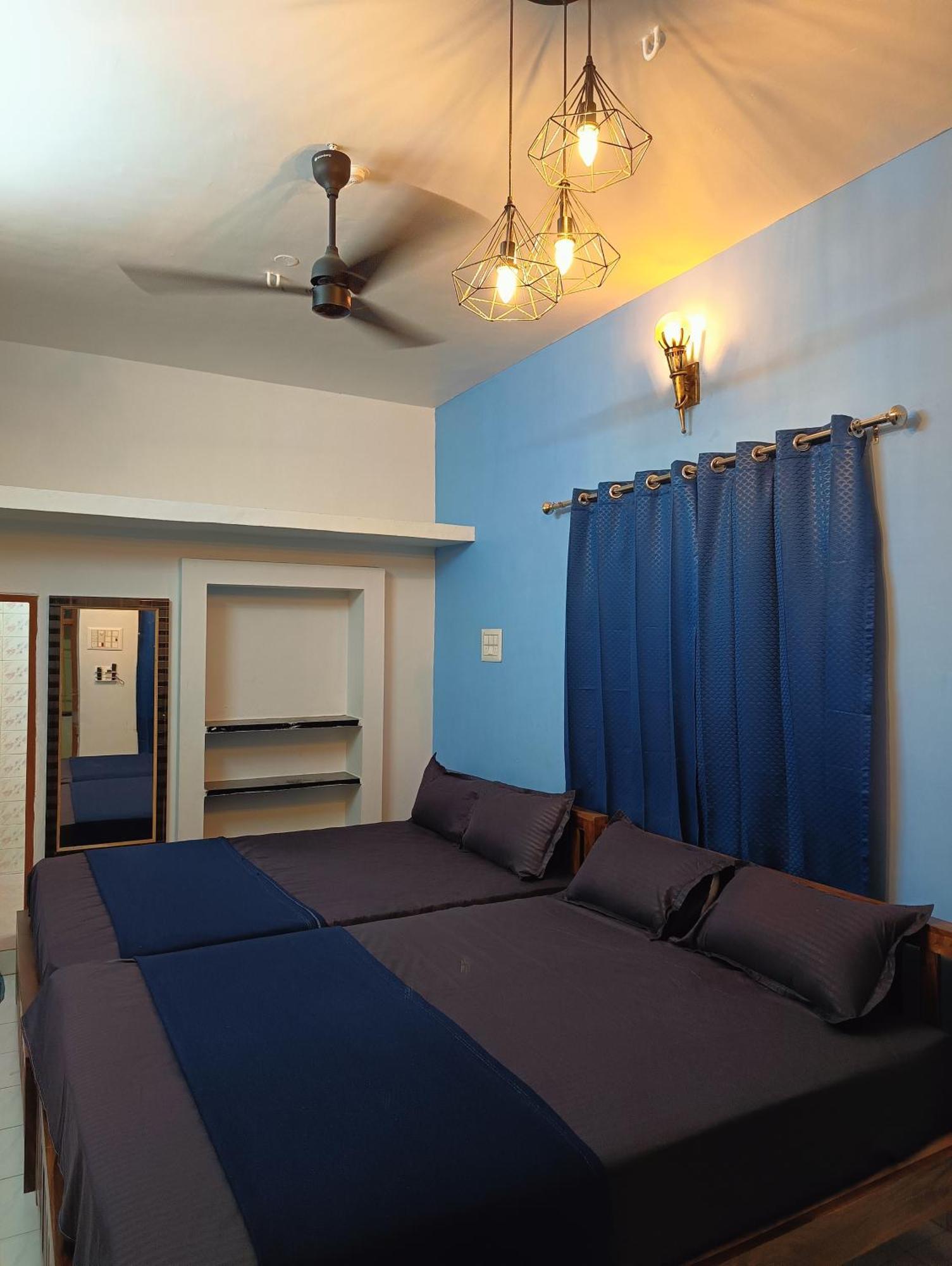 Omkara - The Fives Guest House Tiruvannāmalai Стая снимка