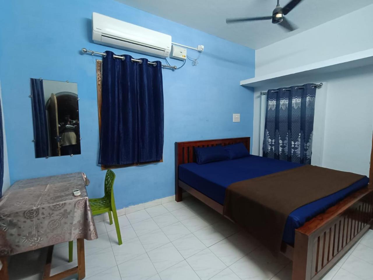 Omkara - The Fives Guest House Tiruvannāmalai Екстериор снимка